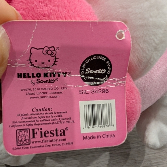 Sanrio Hello Kitty Cube Square Plush 8" NWT - Picture 7 of 7
